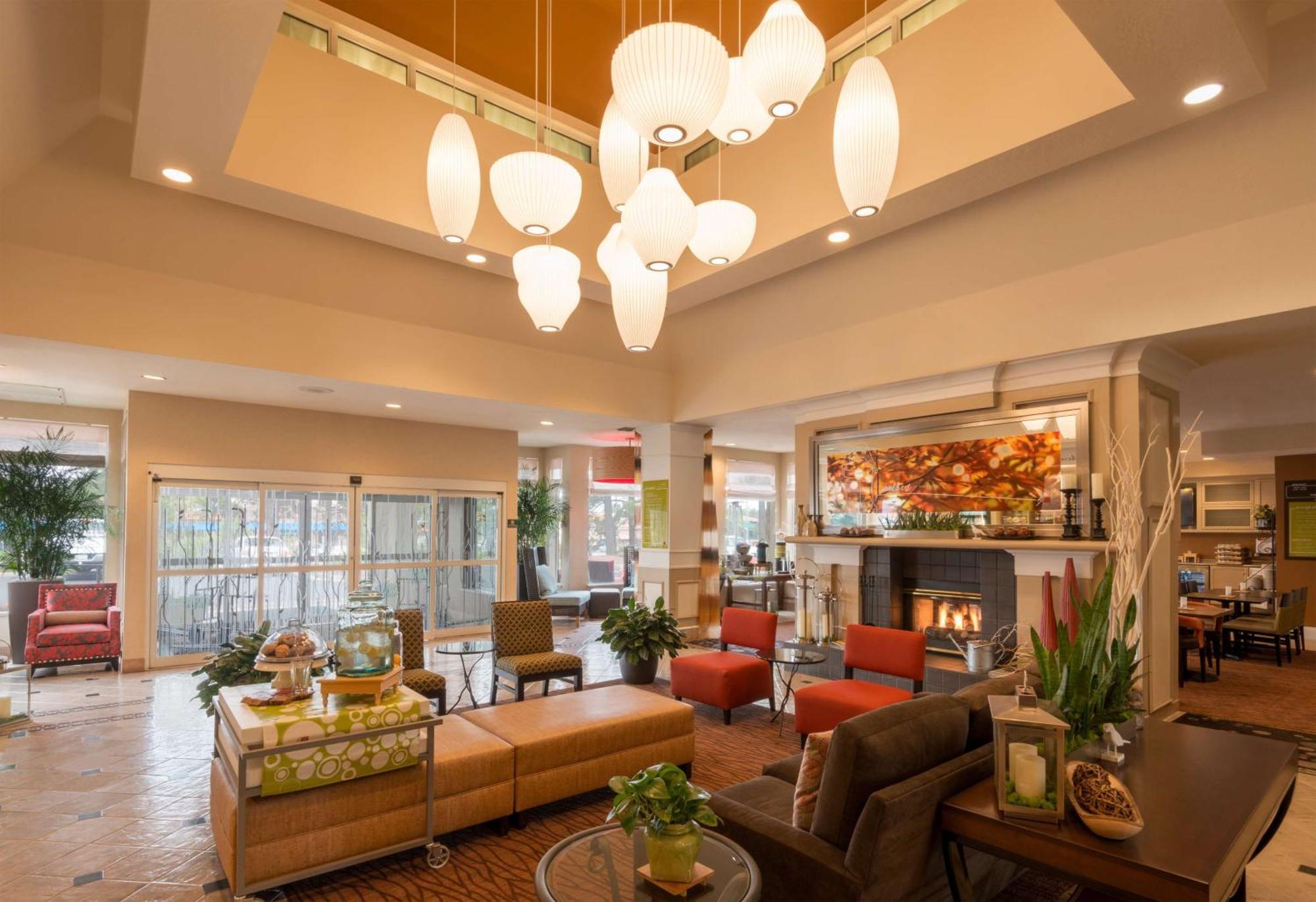 Hilton Garden 3*