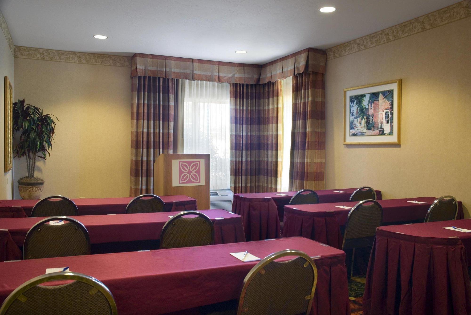 Hilton Garden