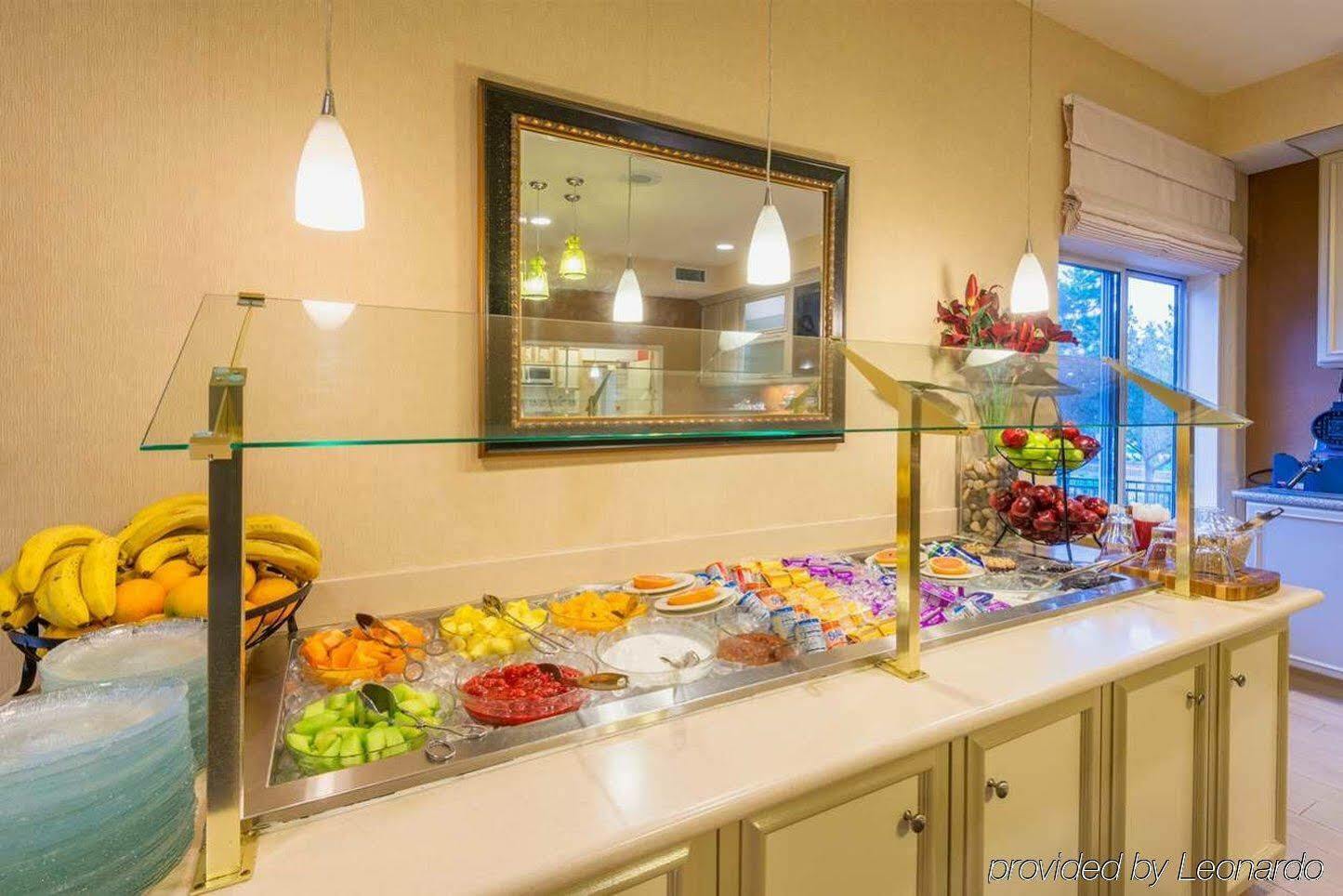 Hilton Garden 3*
